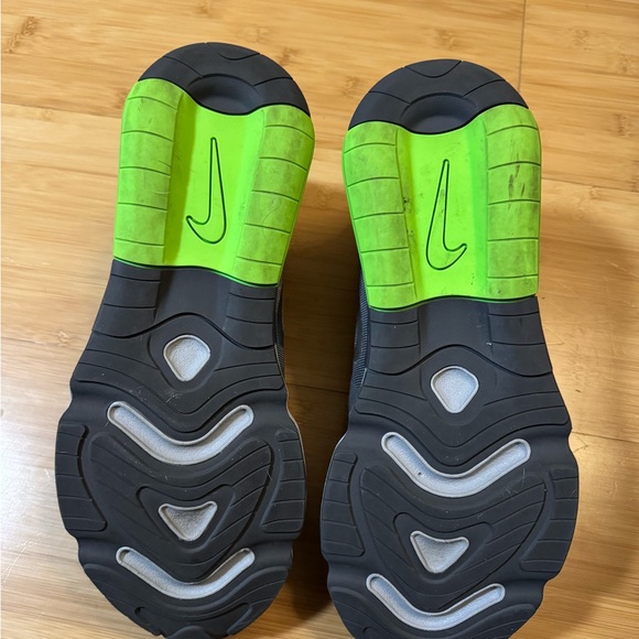 Nike shoes size 12 green and gray - Picture 8 of 9